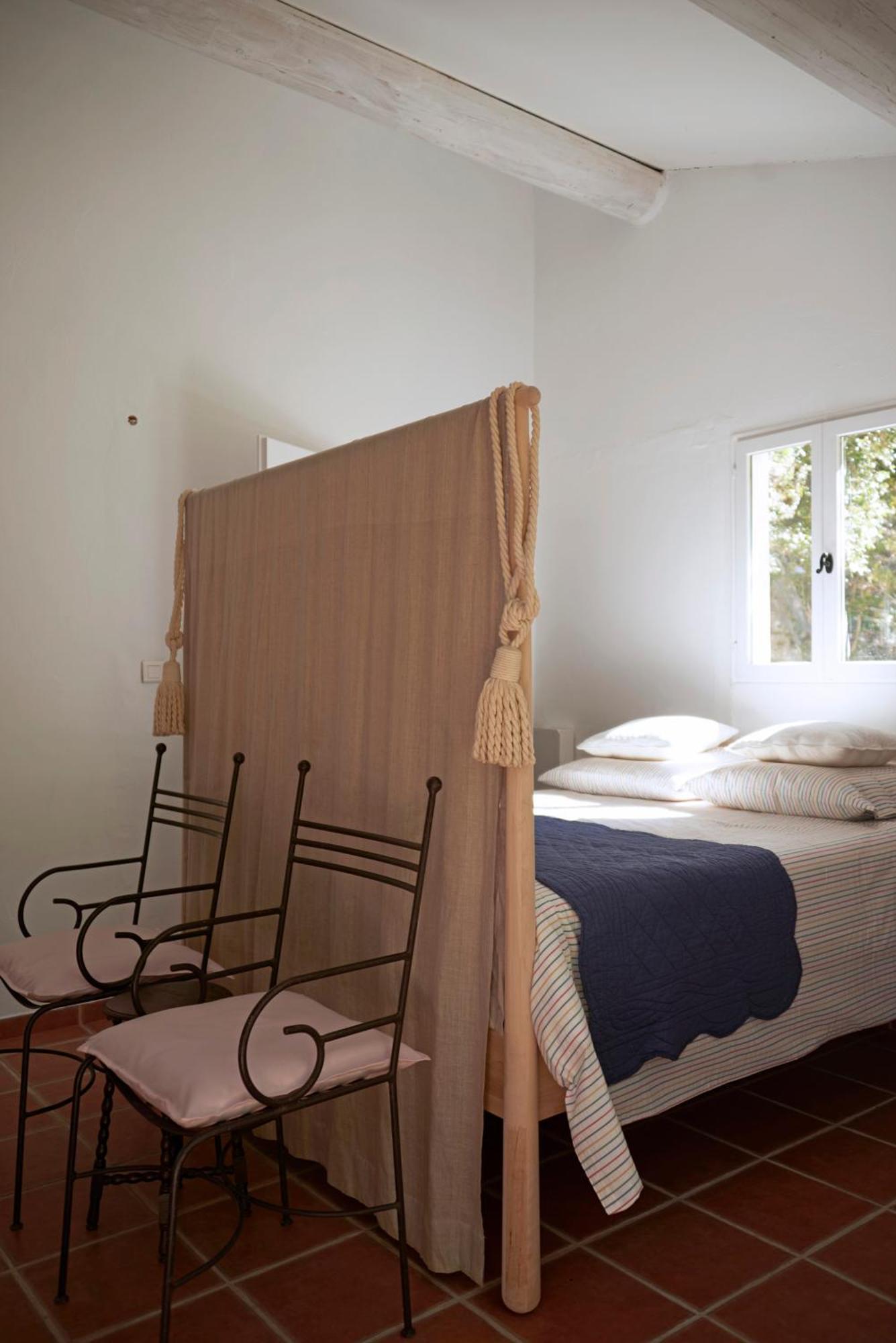 La Bergerie Pradel Bed & Breakfast Le Beaucet Exterior photo